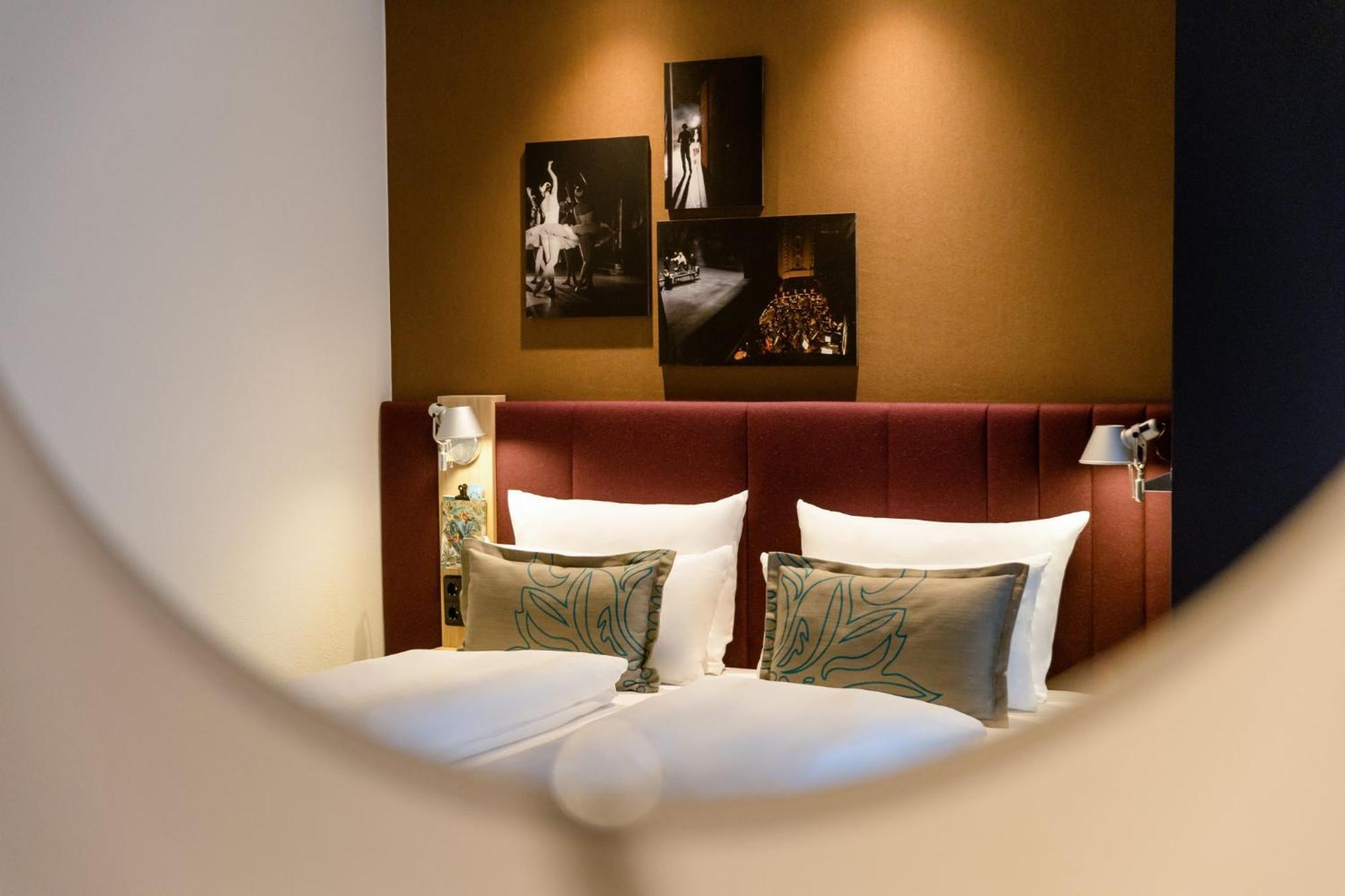 One Stuttgart-mitte Hotel 3*