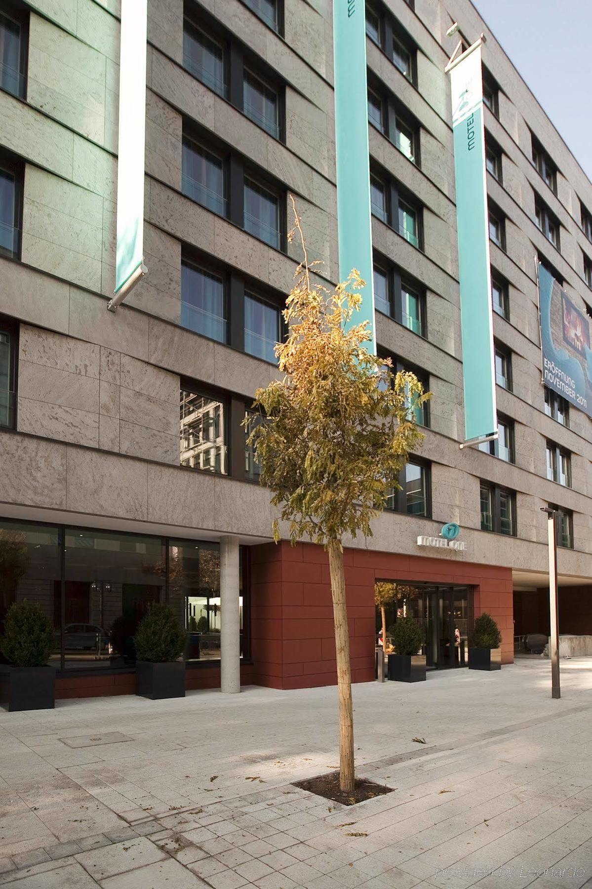Hotel One Stuttgart-mitte 3*