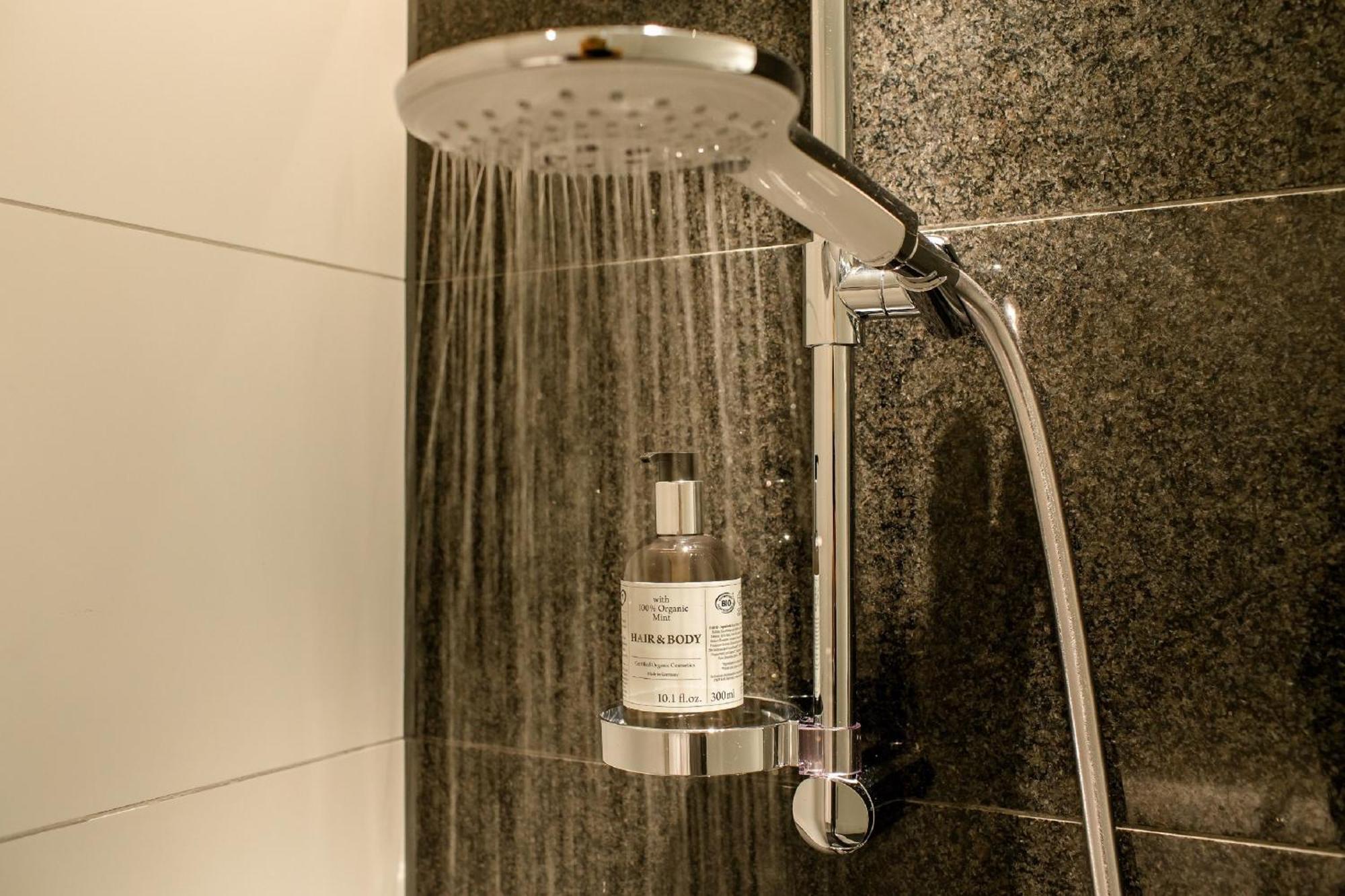 One Stuttgart-mitte Hotel 3*